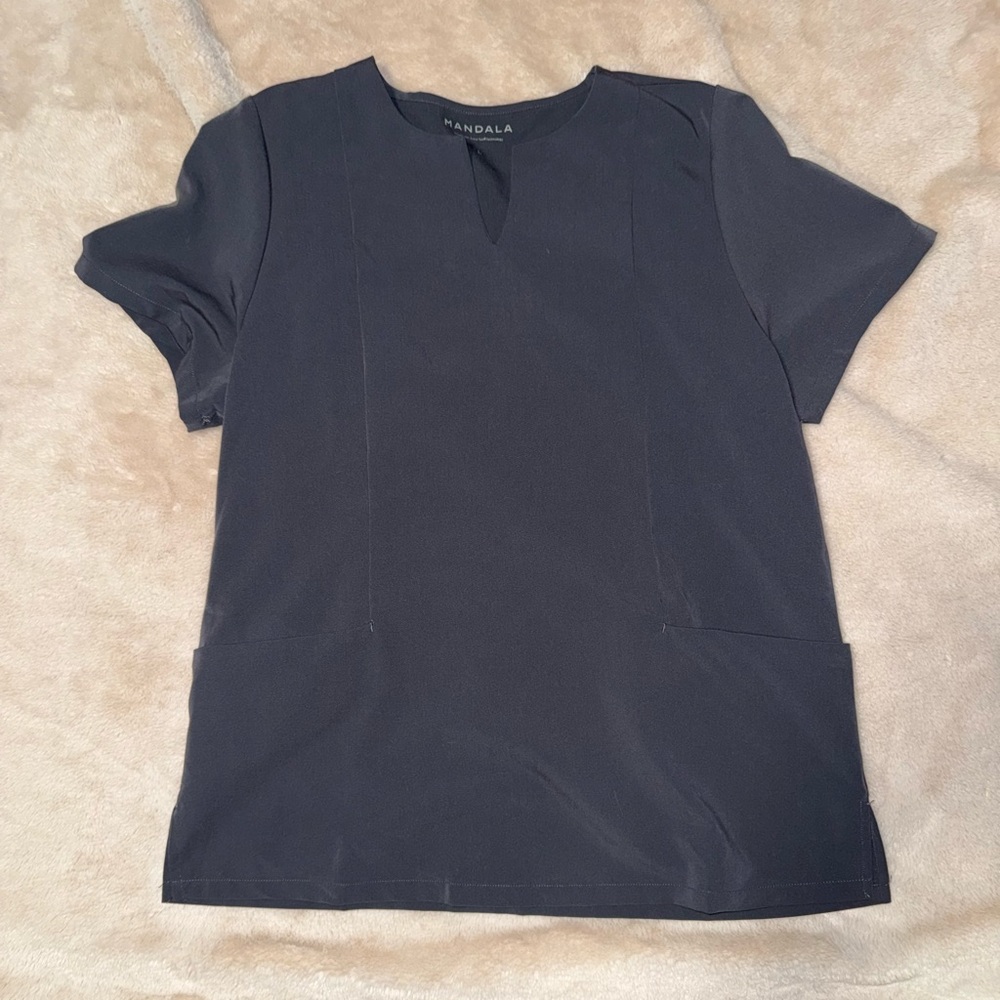Mandala Women's Short Sleeve Scrub Top